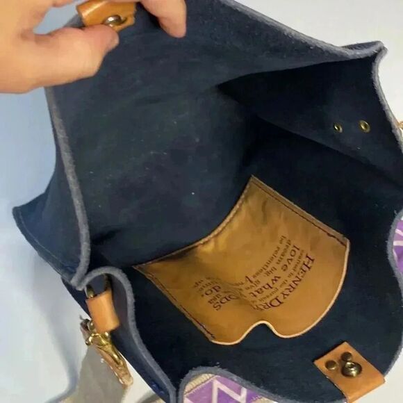 Henry Dry Goods Crossbody  - Picture 7 of 9
